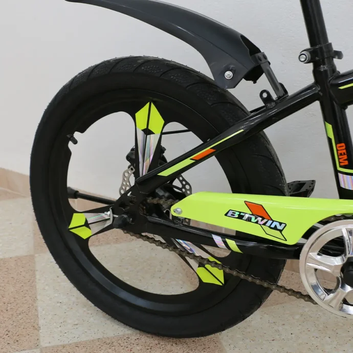 ⁦VELO ENFANT 20" POUCE B-TWIN⁩ - الصورة ⁦3⁩